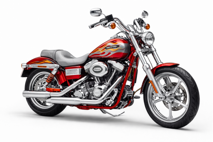Harley-davidson Cvo Dyna